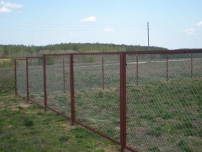Забор из сетки рабицы в натяг секционный 12 метров фото в Хорлово